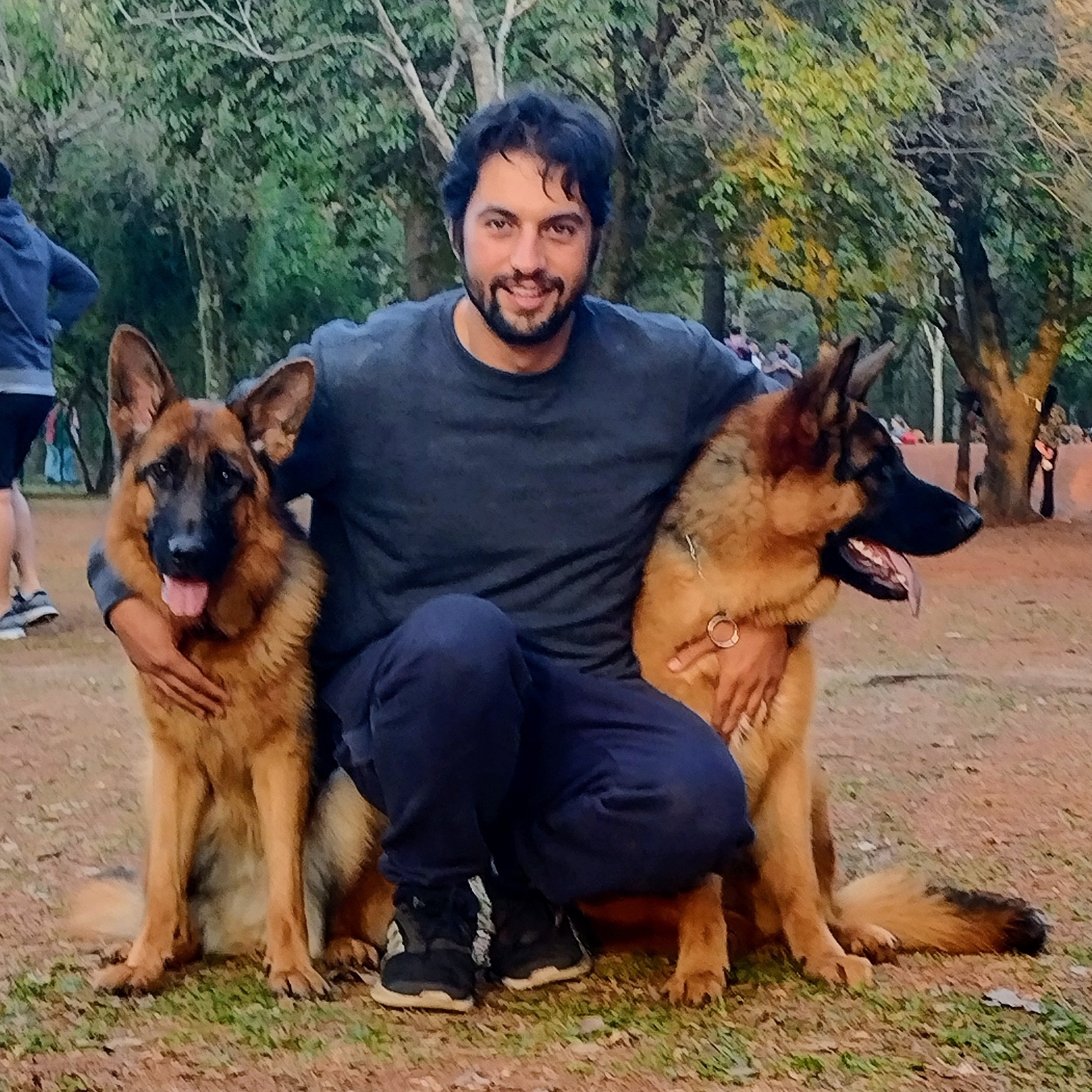 Arya e Ozzy Thiago