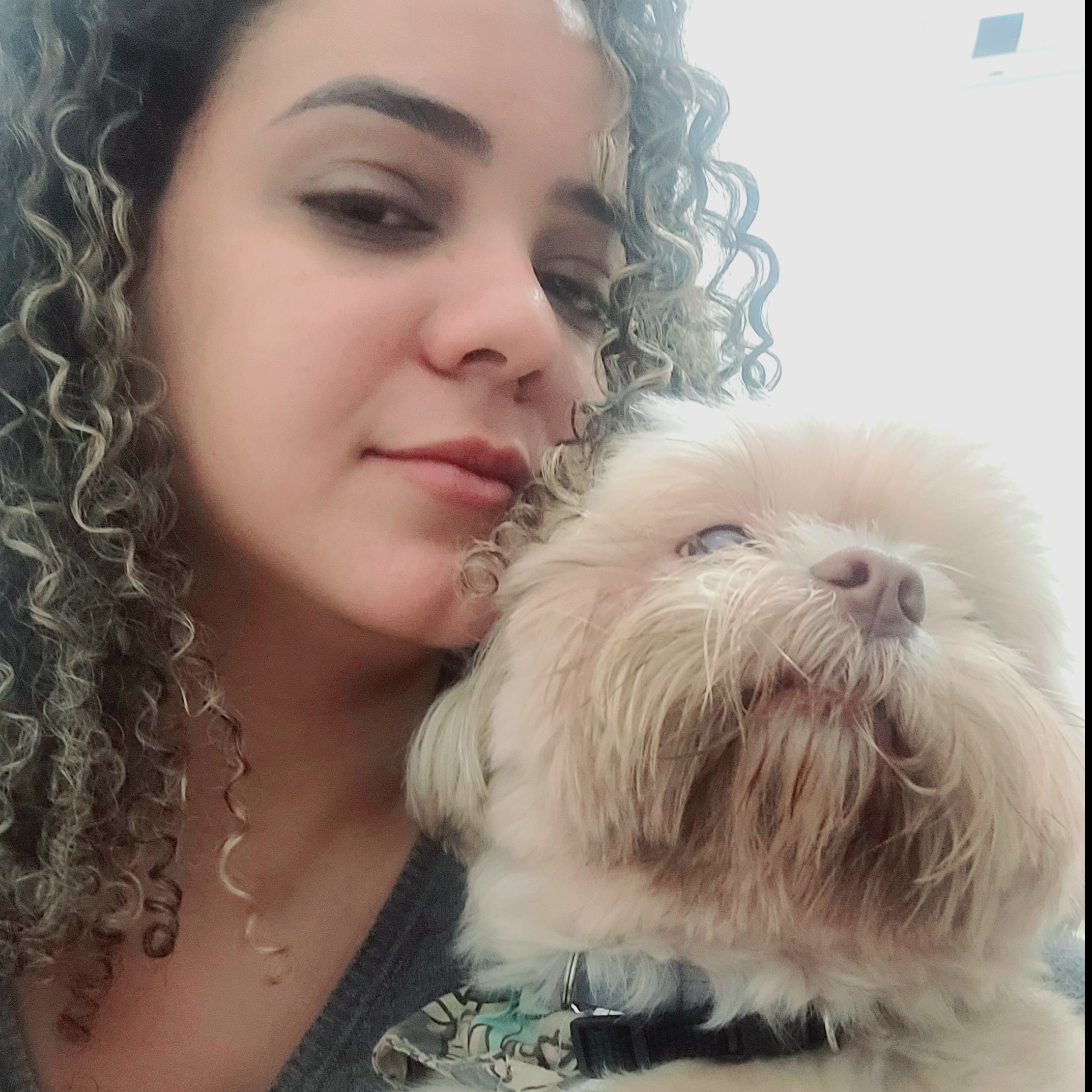 -Timy Tchaise Melissa Oliveira Gonçalves 